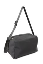 ⁦حقيبة جيم و السفر  ضد الماء   - اسود⁩ - الصورة ⁦3⁩